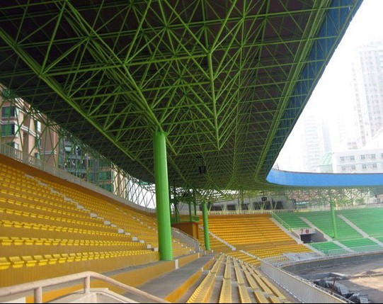 百色体育场看台网架工程